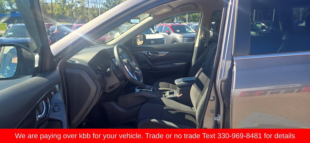 Used 2019 Nissan Rogue SV AWD/4WD image 10
