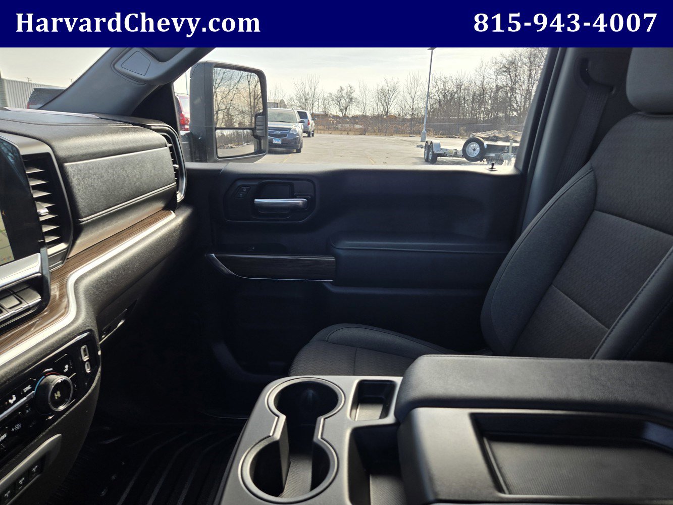 Used 2025 Chevrolet Silverado 3500 LT image 30