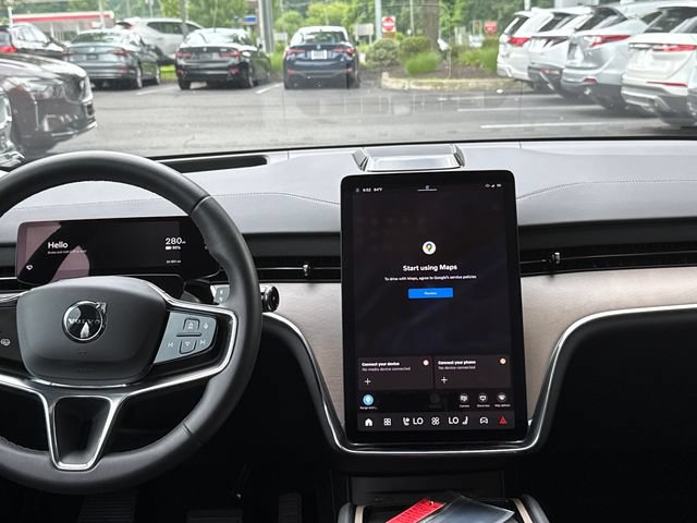 Certified 2025 Volvo EX90 Plus AWD/4WD image 22