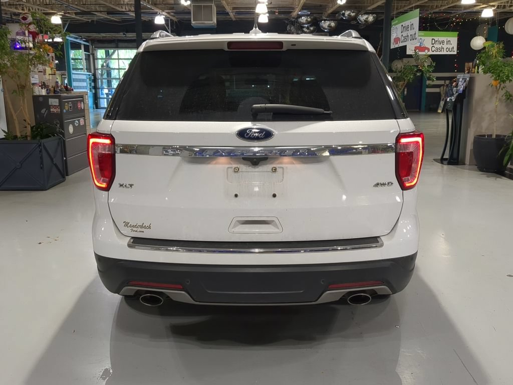 Certified 2018 Ford Explorer XLT w/ Equipment Group 201A AWD/4WD image 9
