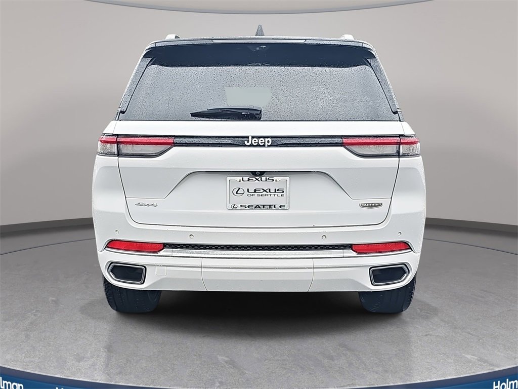 Used 2023 Jeep Grand Cherokee Summit image 7