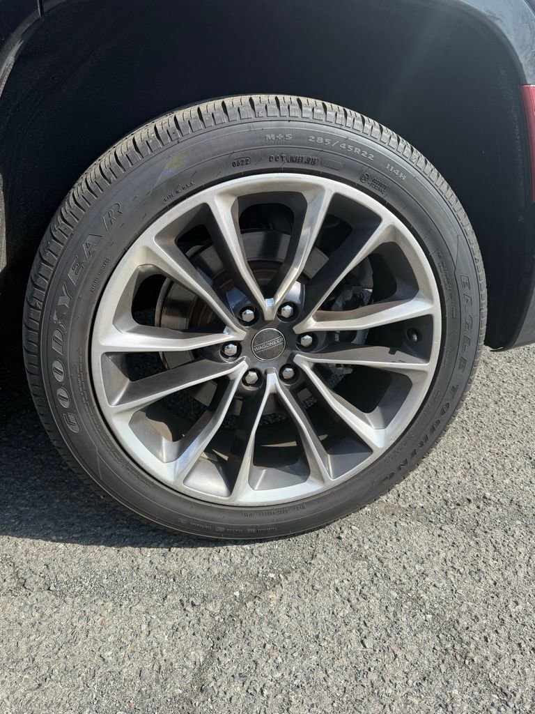 Used 2022 Jeep Wagoneer Series II w/ Premium Group I image 13