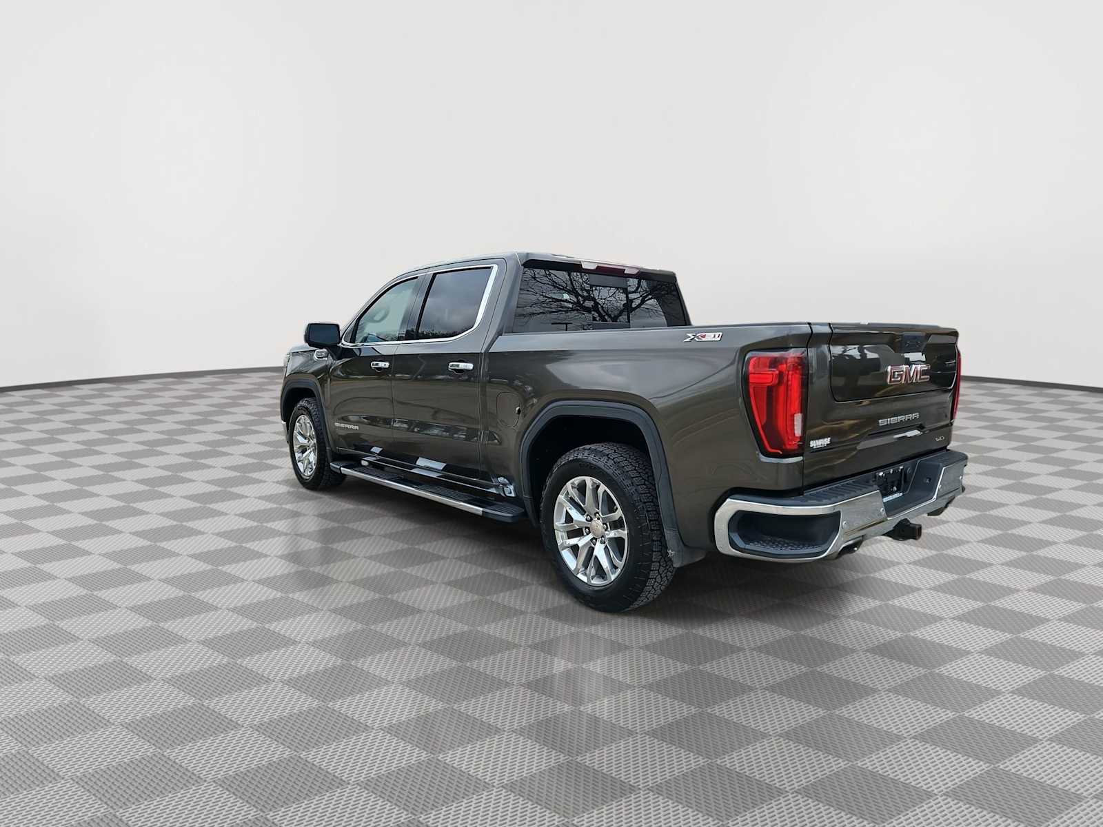 Used 2019 GMC Sierra 1500 SLT w/ SLT Premium Plus Package image 6