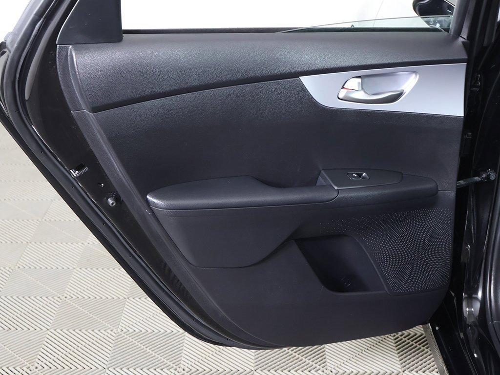 Used 2022 Kia Forte LXS w/ LXS Technology Package image 23