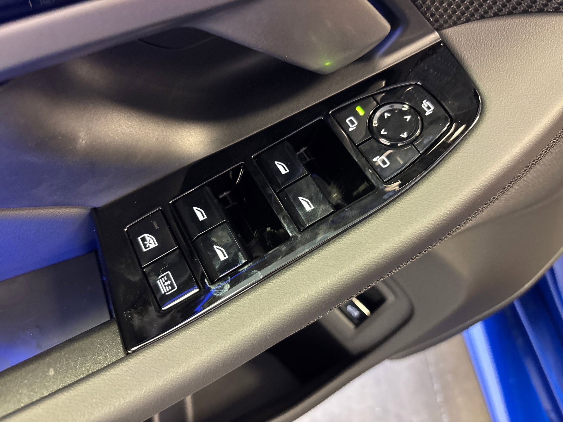 New 2026 BMW M5 w/ Executive Package image 26