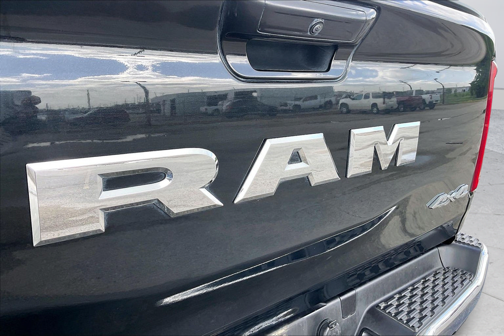 Used 2025 RAM 1500 Limited w/ Off Road Group AWD/4WD image 29