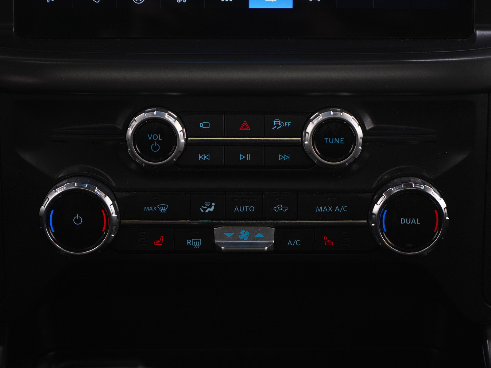 Used 2025 Ford F150 Tremor AWD/4WD image 19