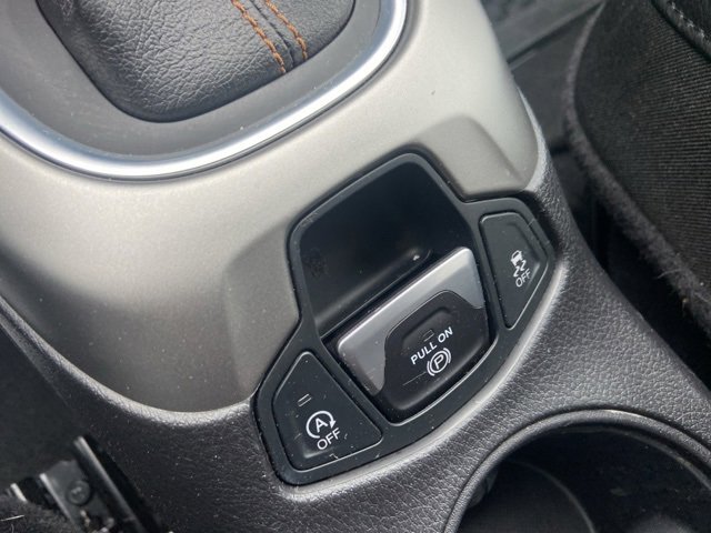 Used 2021 Jeep Compass Latitude w/ Convenience Group image 17