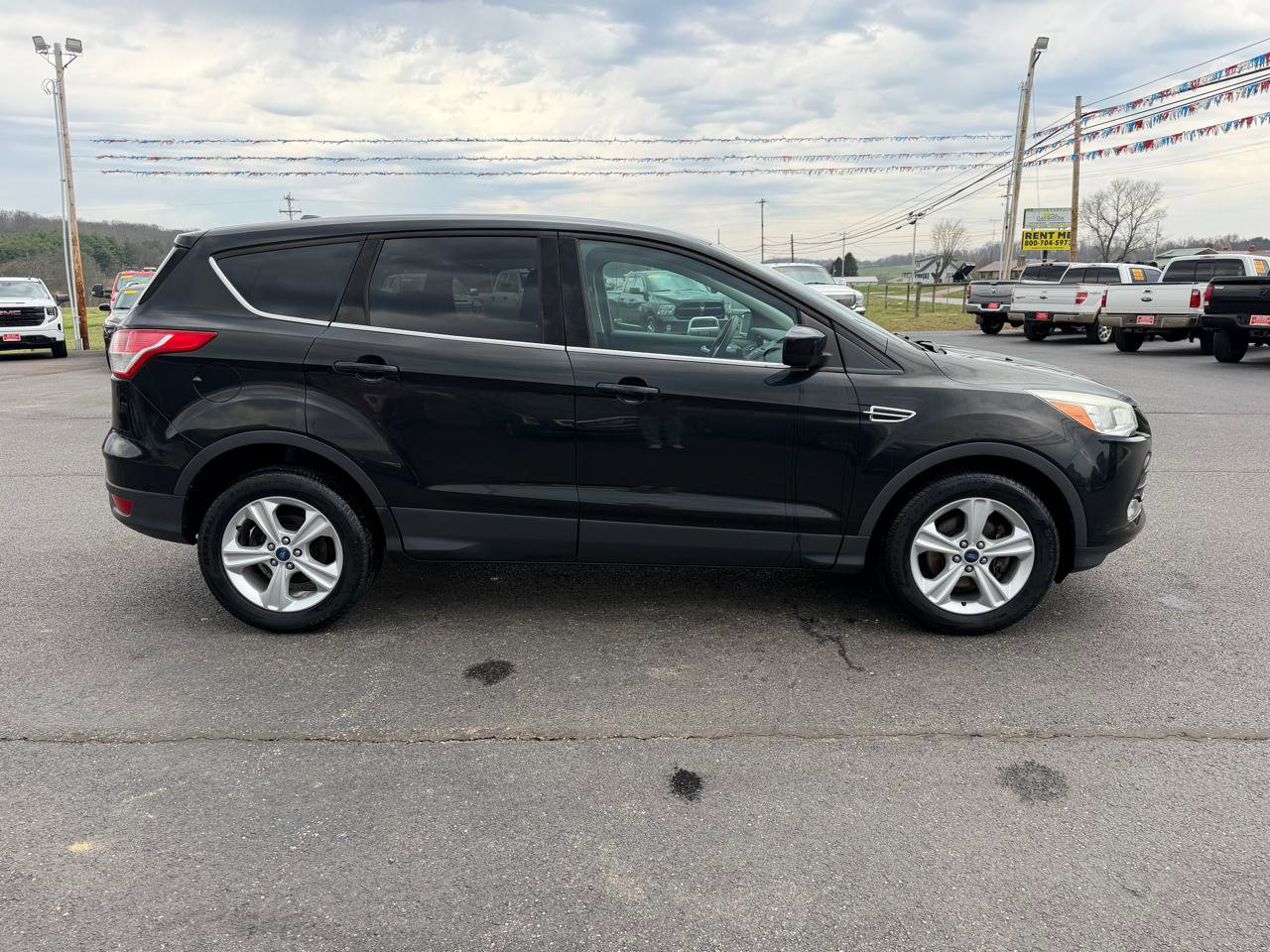 Used 2014 Ford Escape SE image 23