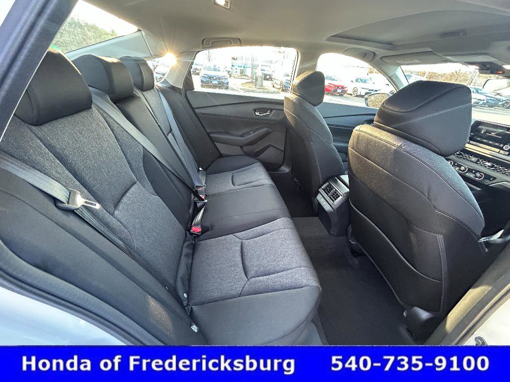Certified 2025 Honda Accord SE image 30