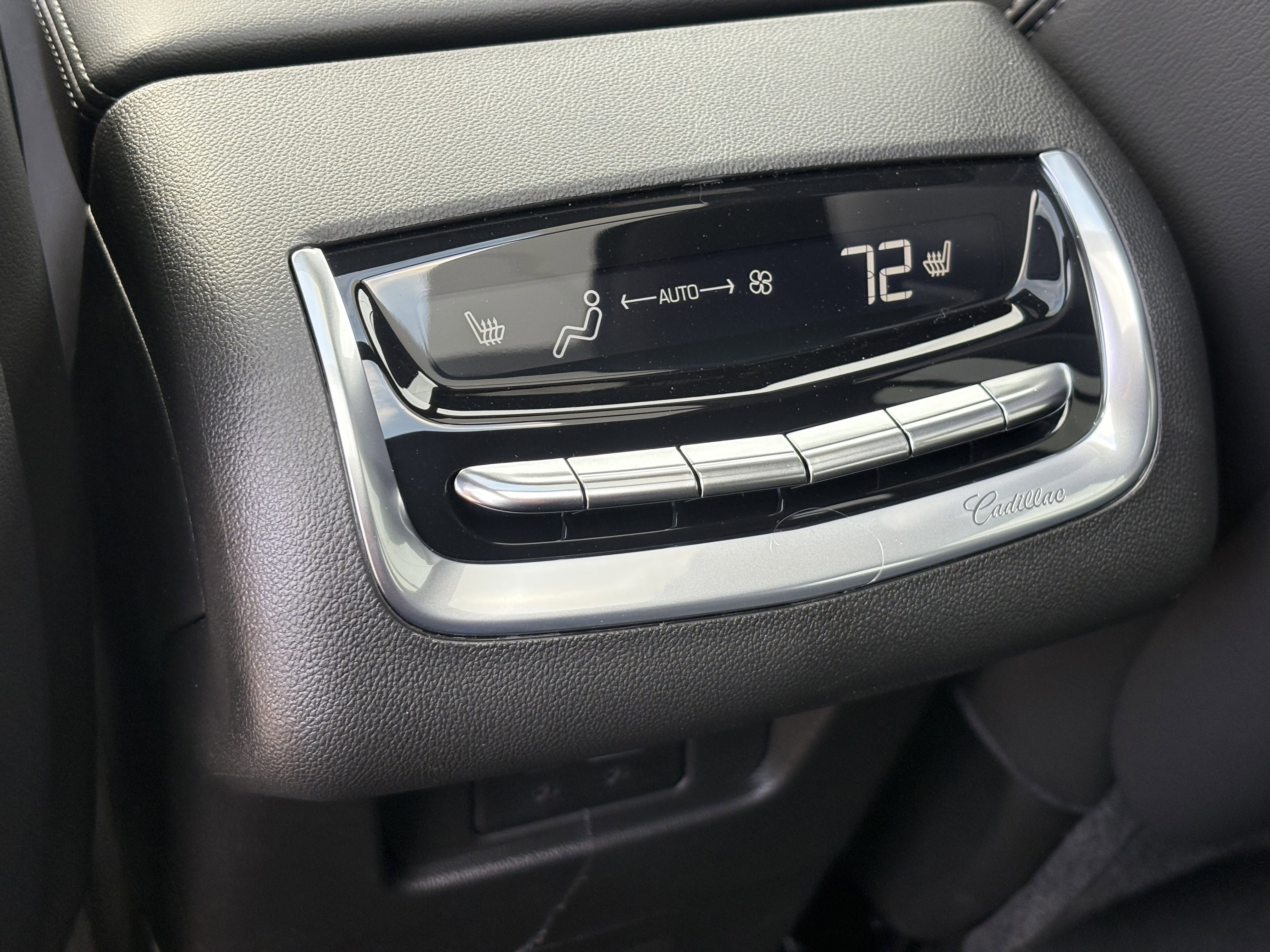 New 2025 Cadillac XT6 Premium Luxury w/ Technology Package image 15