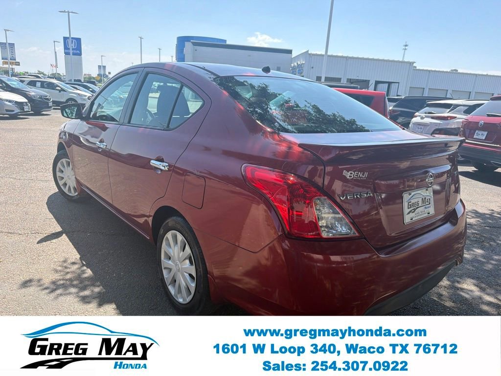 Used 2017 Nissan Versa SV FWD image 5