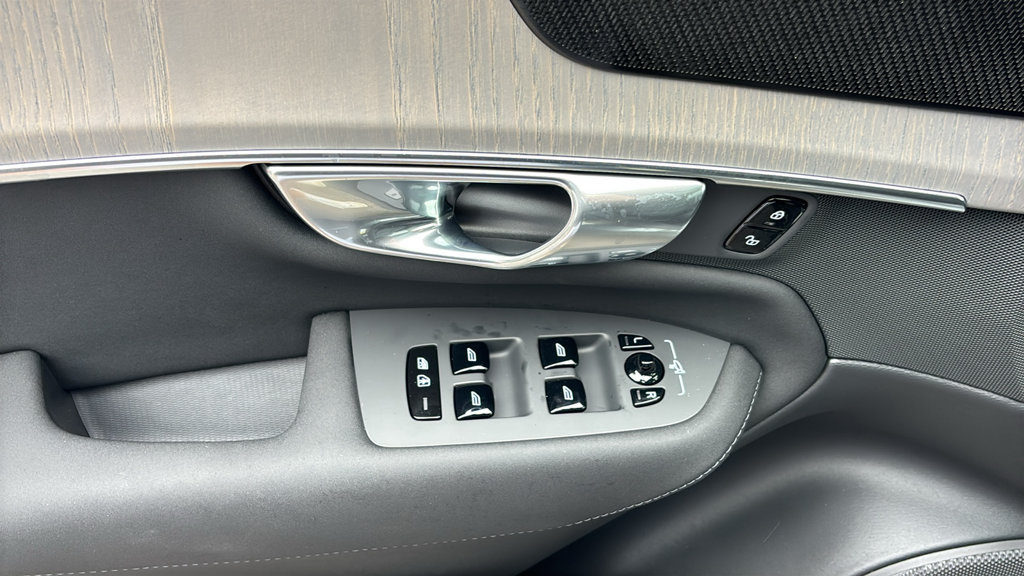 New 2027 Volvo XC90 B6 Ultra AWD/4WD image 14