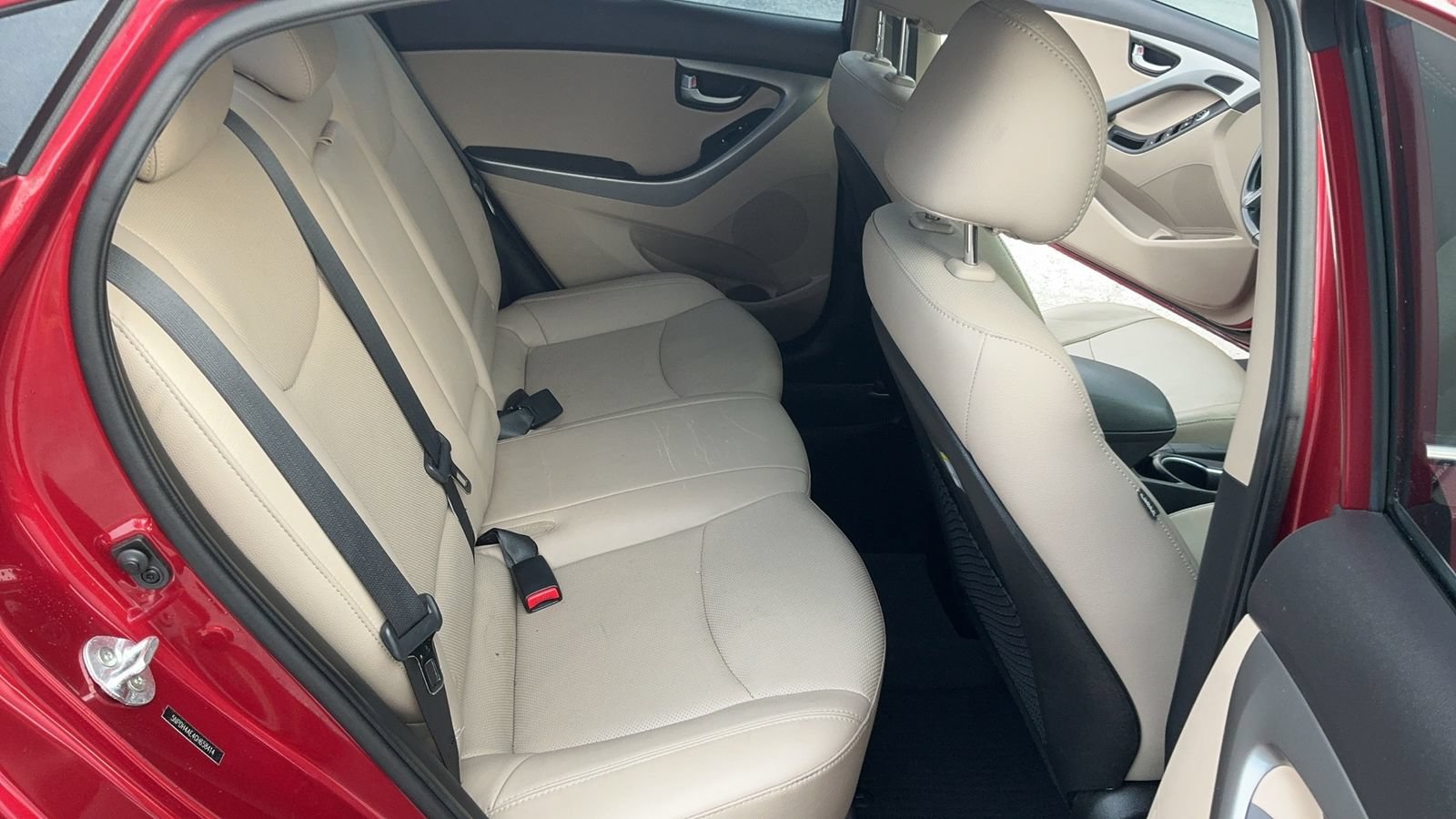 Used 2016 Hyundai Elantra Limited FWD image 35