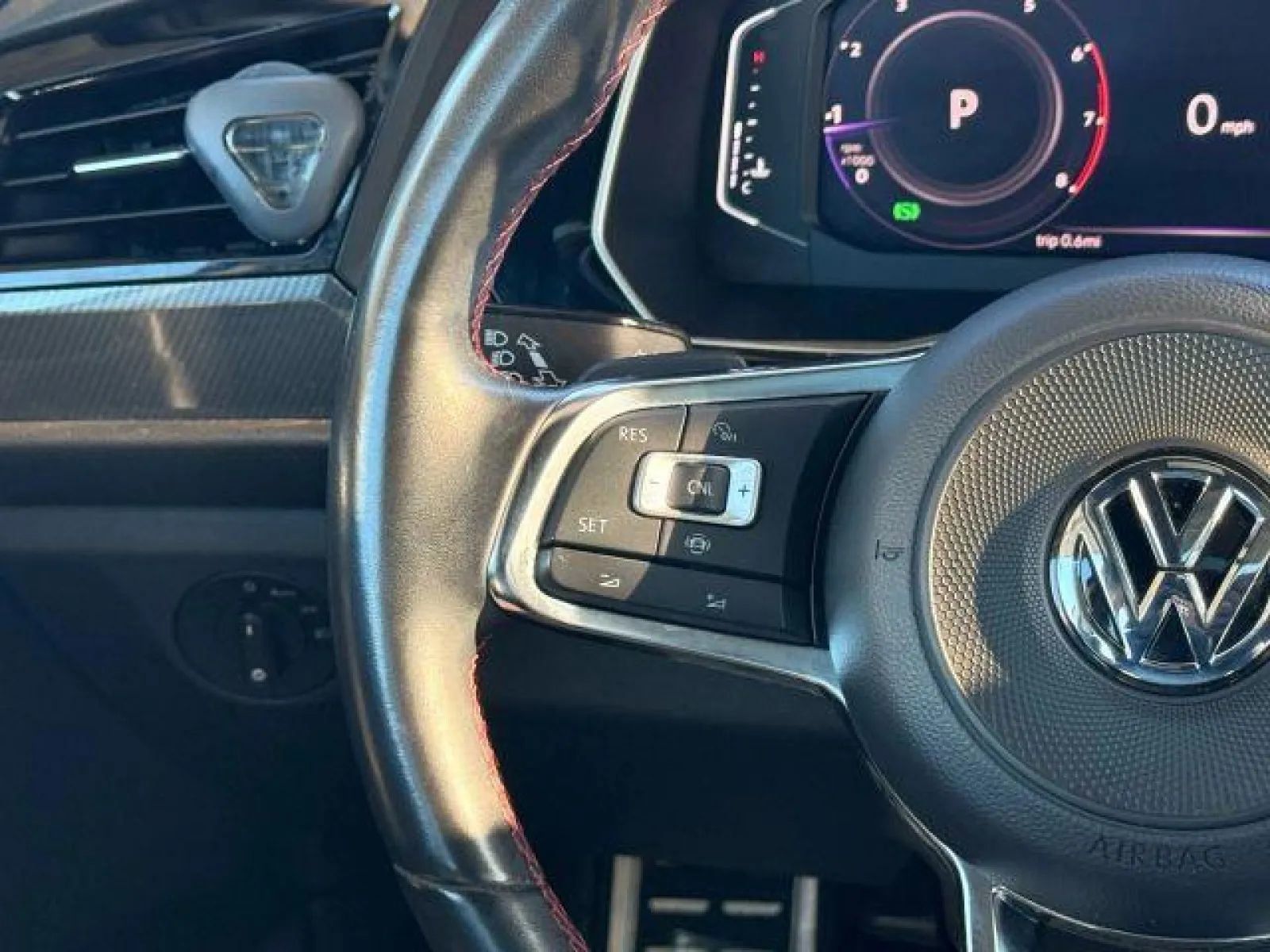 Used 2019 Volkswagen Jetta GLI Autobahn image 29