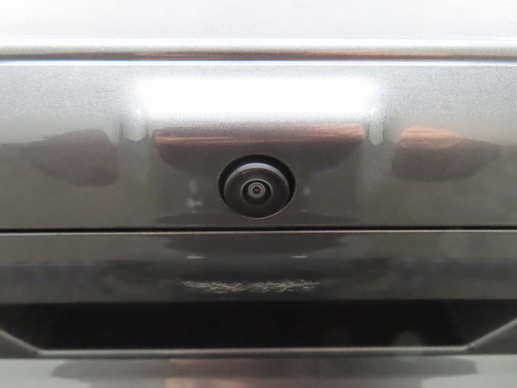 Used 2025 Ford F350 Lariat w/ Black Appearance Package image 47