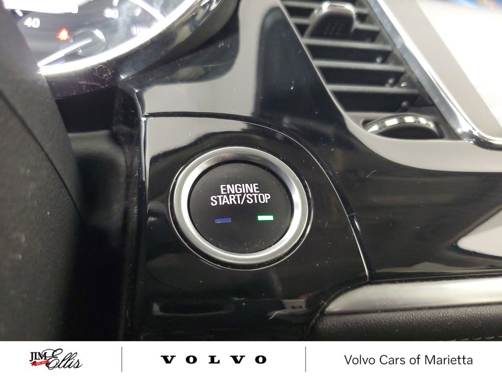 Used 2017 Buick Encore Premium w/ Experience Buick Package image 35