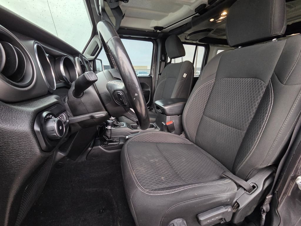 Used 2021 Jeep Wrangler Unlimited Sport image 24