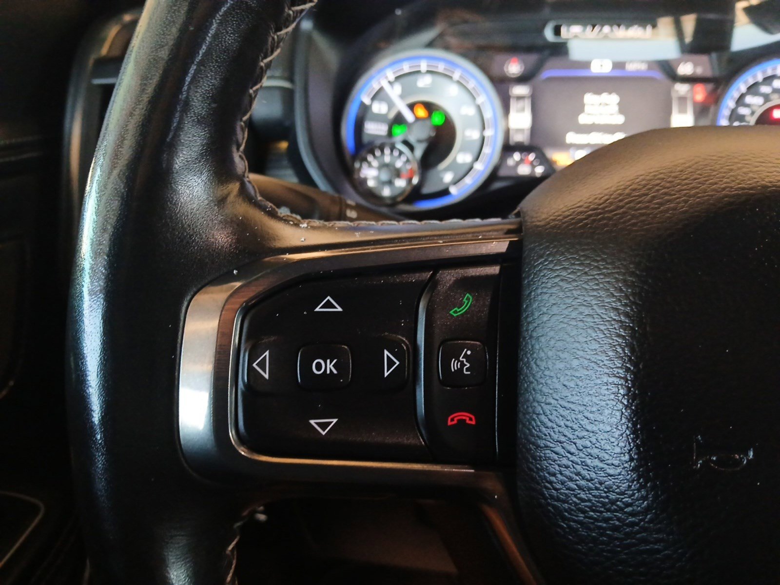 Used 2020 RAM 1500 Limited image 16