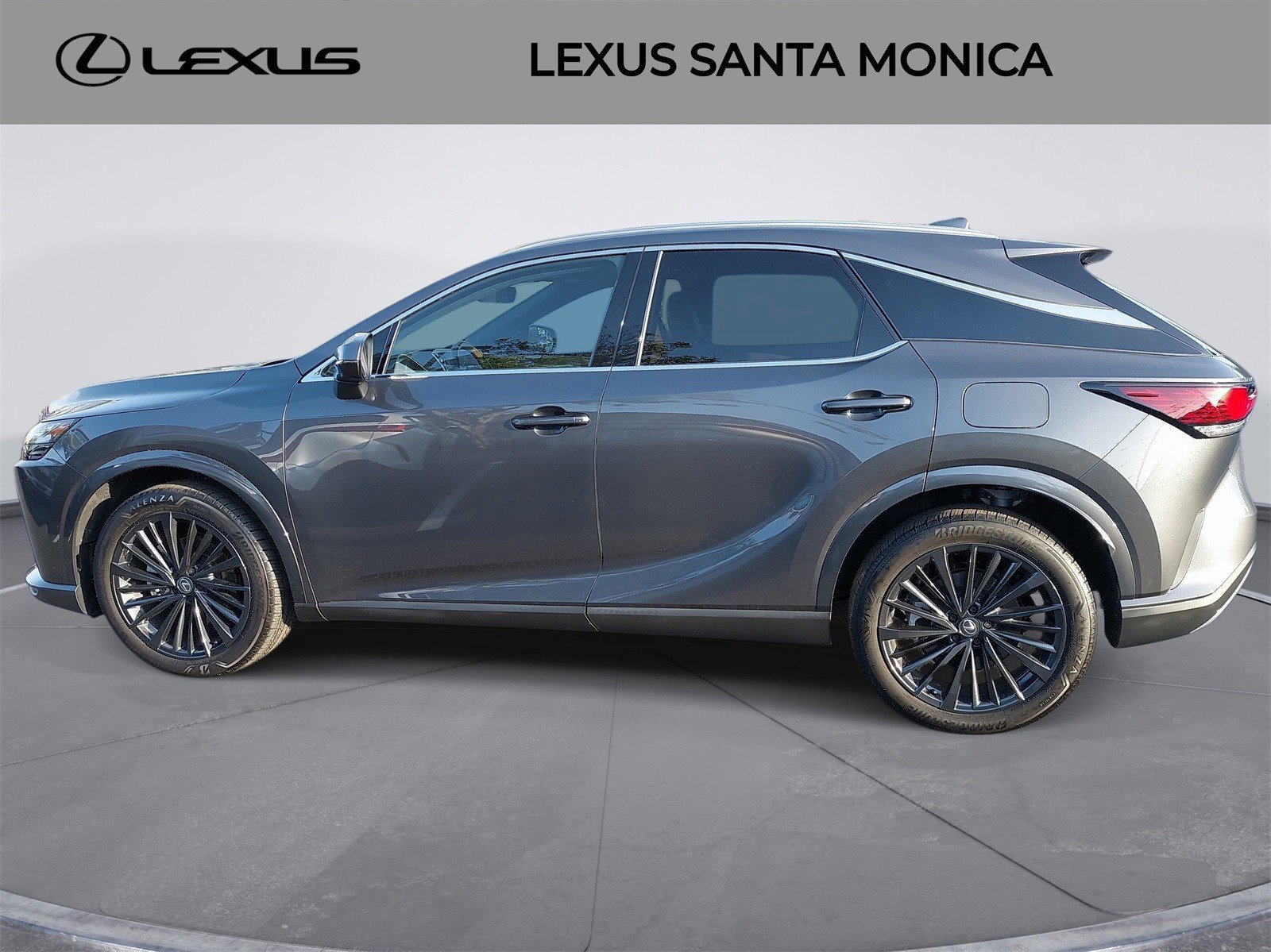 Used 2024 Lexus RX 350h image 8