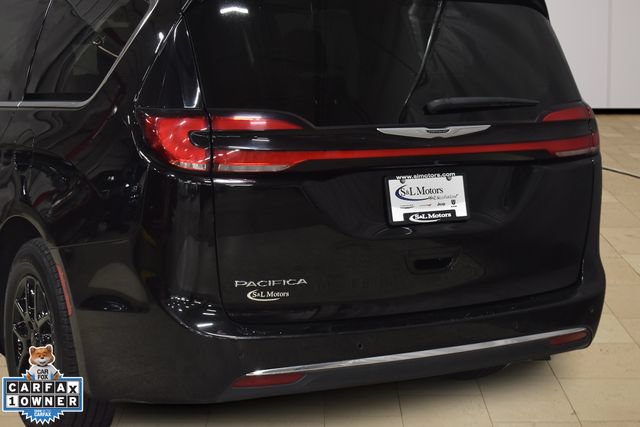 Certified 2024 Chrysler Pacifica Touring-L FWD image 40