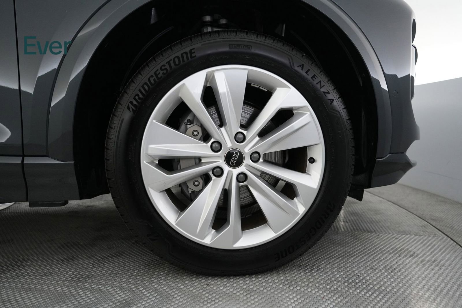 Used 2025 Audi Q6 e-tron Premium w/ Convenience Package image 20