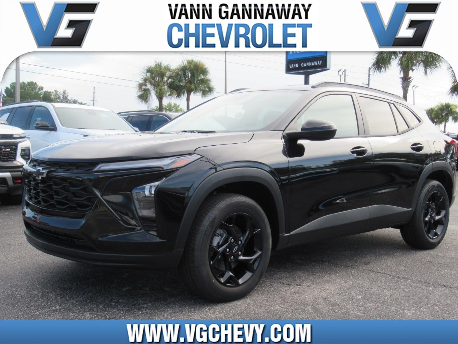 New 2026 Chevrolet Trax LT w/ Midnight Edition FWD image 1