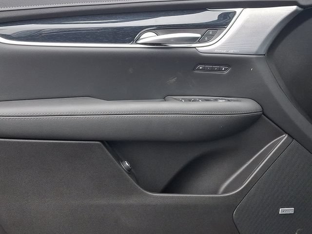New 2026 Cadillac XT5 Premium Luxury w/ LPO, ONYX Package AWD/4WD image 7