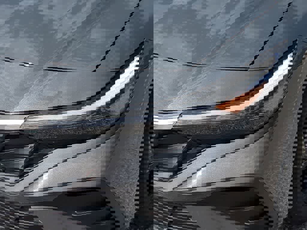 New 2026 Hyundai Elantra Sport FWD image 11