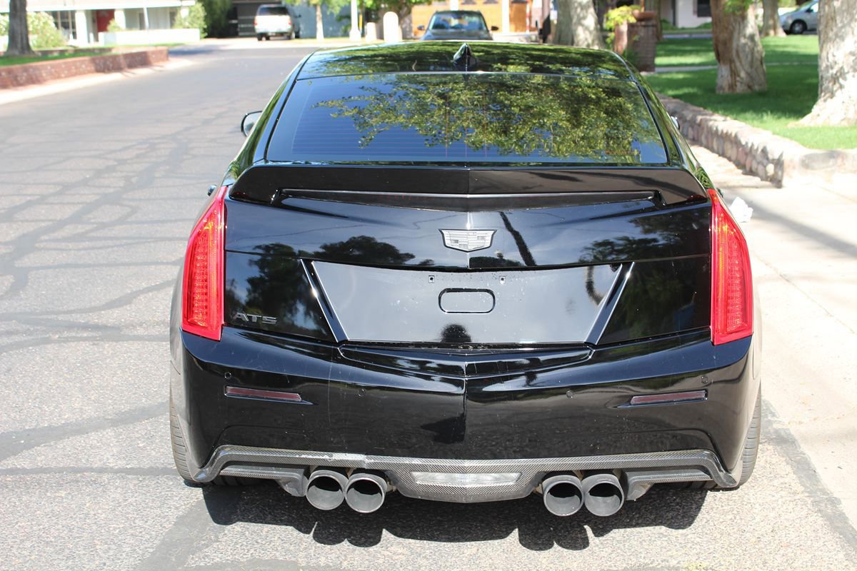 Used 2017 Cadillac ATS V w/ Carbon Fiber Package RWD image 5