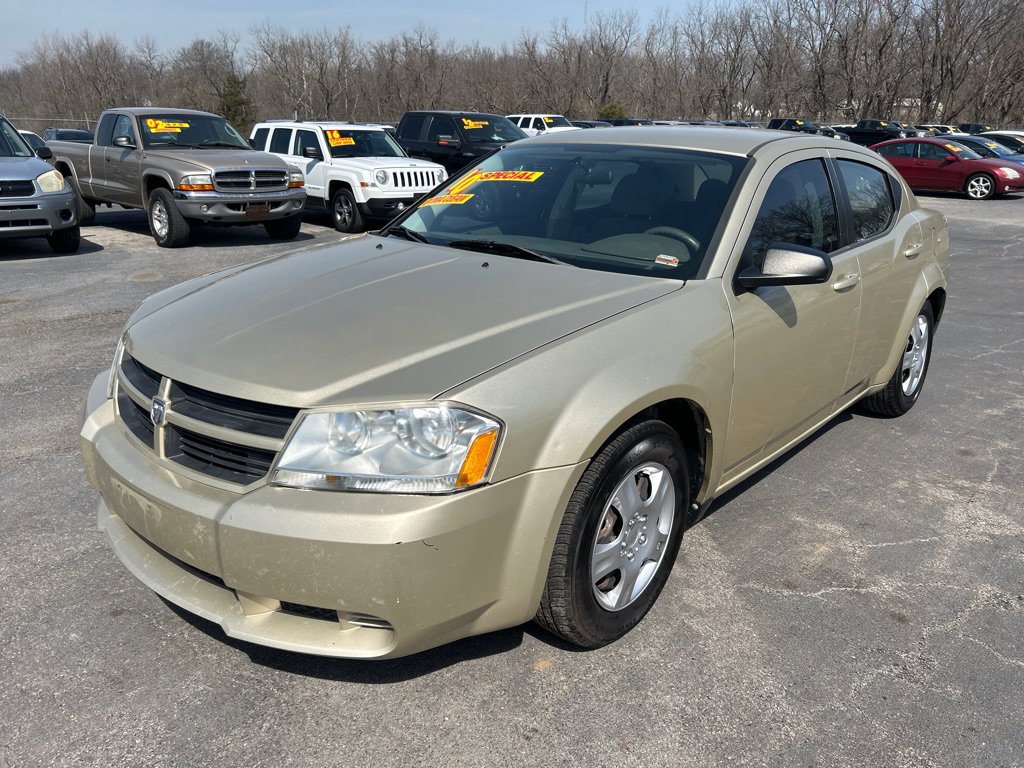 Used 2010 Dodge Avenger SXT FWD image 2
