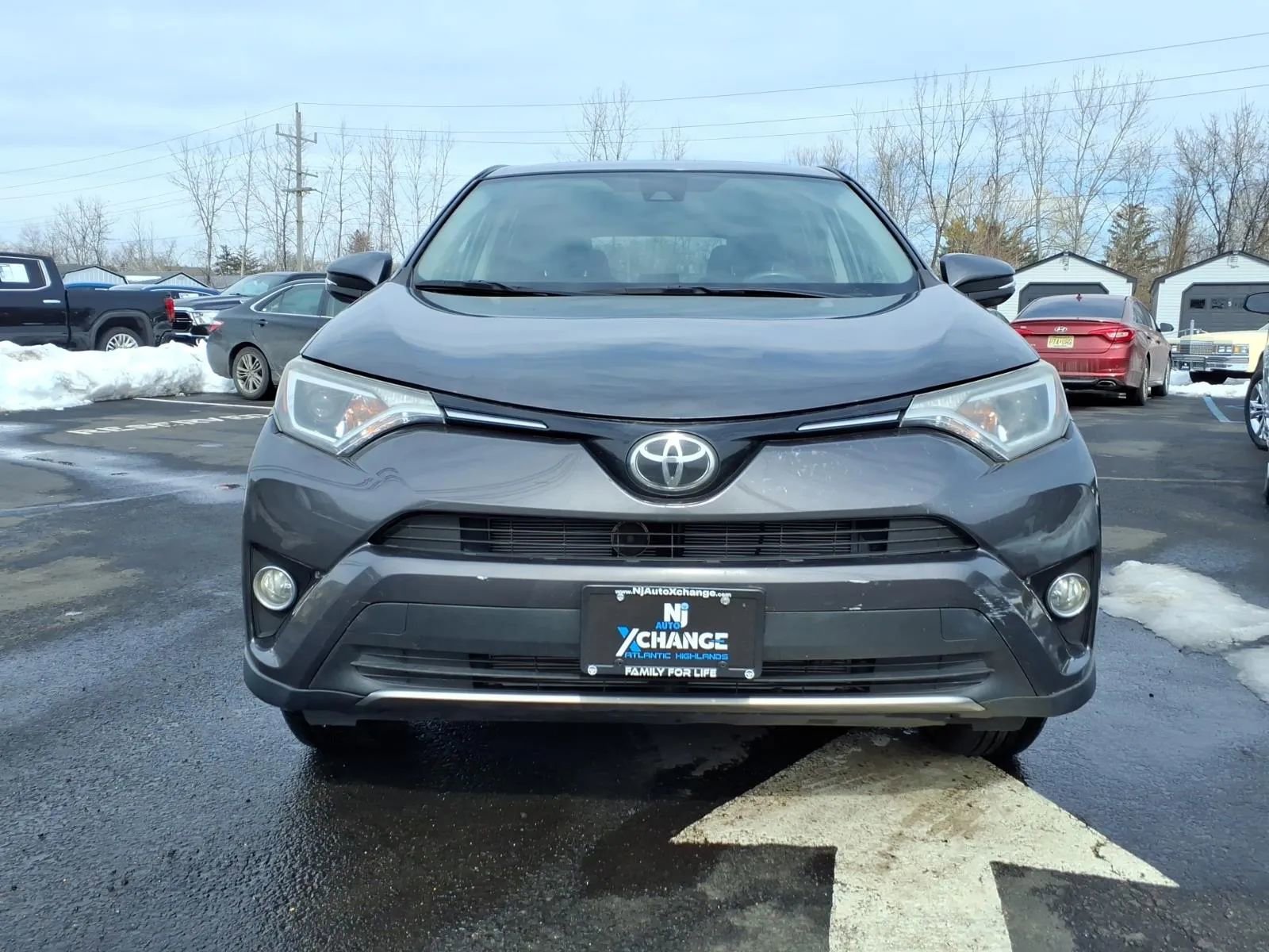 Used 2018 Toyota RAV4 XLE w/ All Weather Liner Package image 8