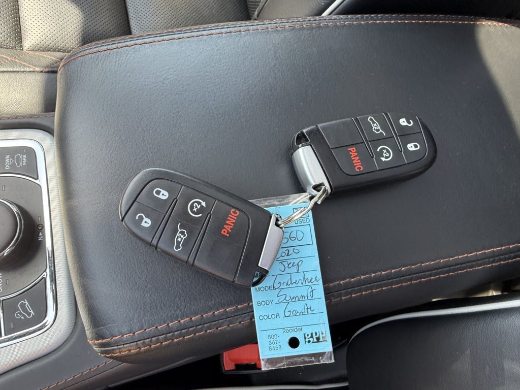 Used 2020 Jeep Grand Cherokee Summit AWD/4WD image 36