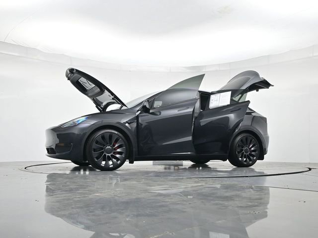Used 2024 Tesla Model Y Performance image 52