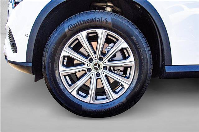 Certified 2025 Mercedes-Benz GLC 300 4MATIC image 9