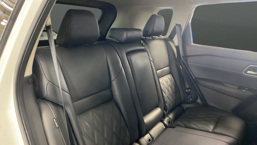 Used 2021 Nissan Rogue Platinum FWD image 25