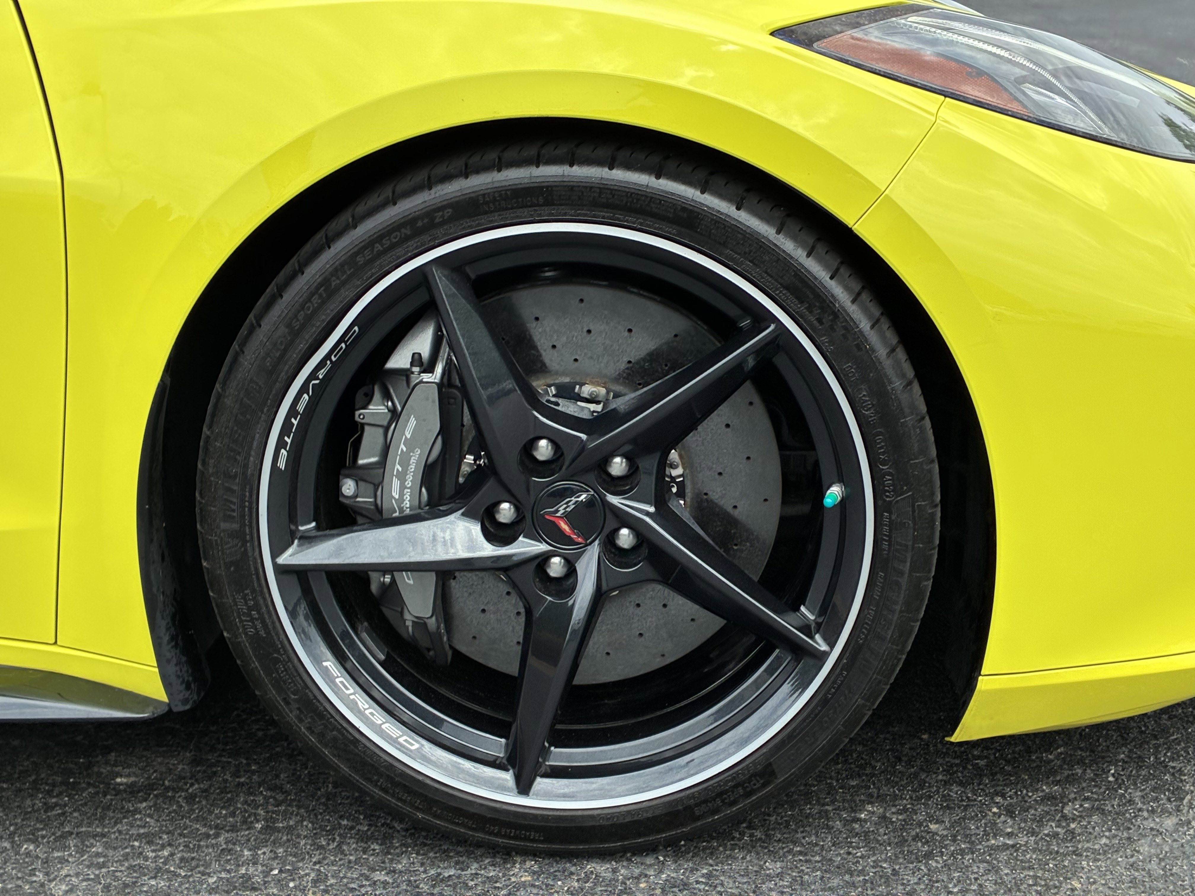 Used 2024 Chevrolet Corvette E-Ray w/ Stealth Interior Trim Package AWD/4WD image 7