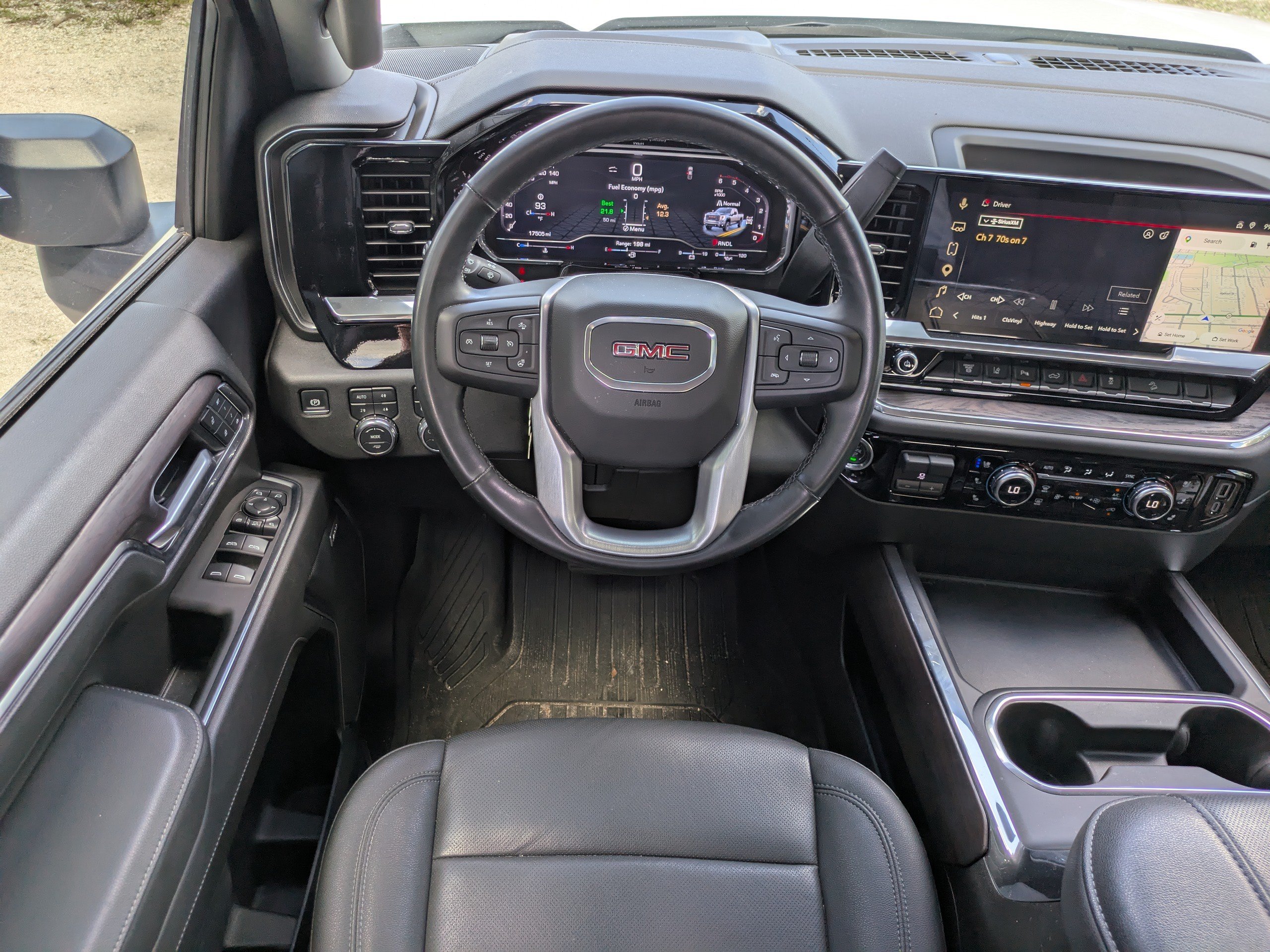 Used 2025 GMC Sierra 2500 SLT w/ SLT Premium Package AWD/4WD image 14