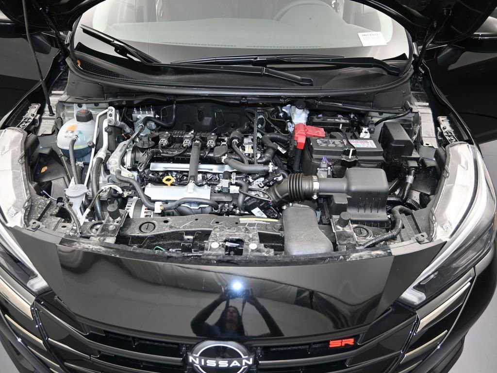 New 2025 Nissan Versa SR w/ Trunk Package FWD image 26