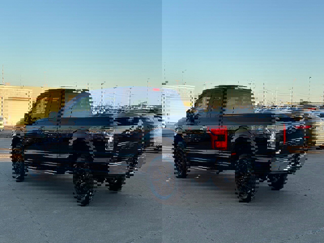 Used 2018 Ford F150 XLT w/ Equipment Group 302A Luxury image 6
