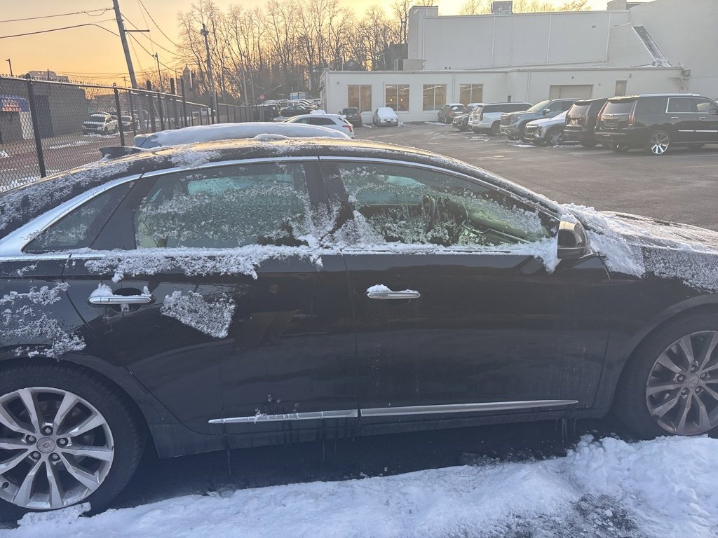 Used 2015 Cadillac XTS Luxury image 5