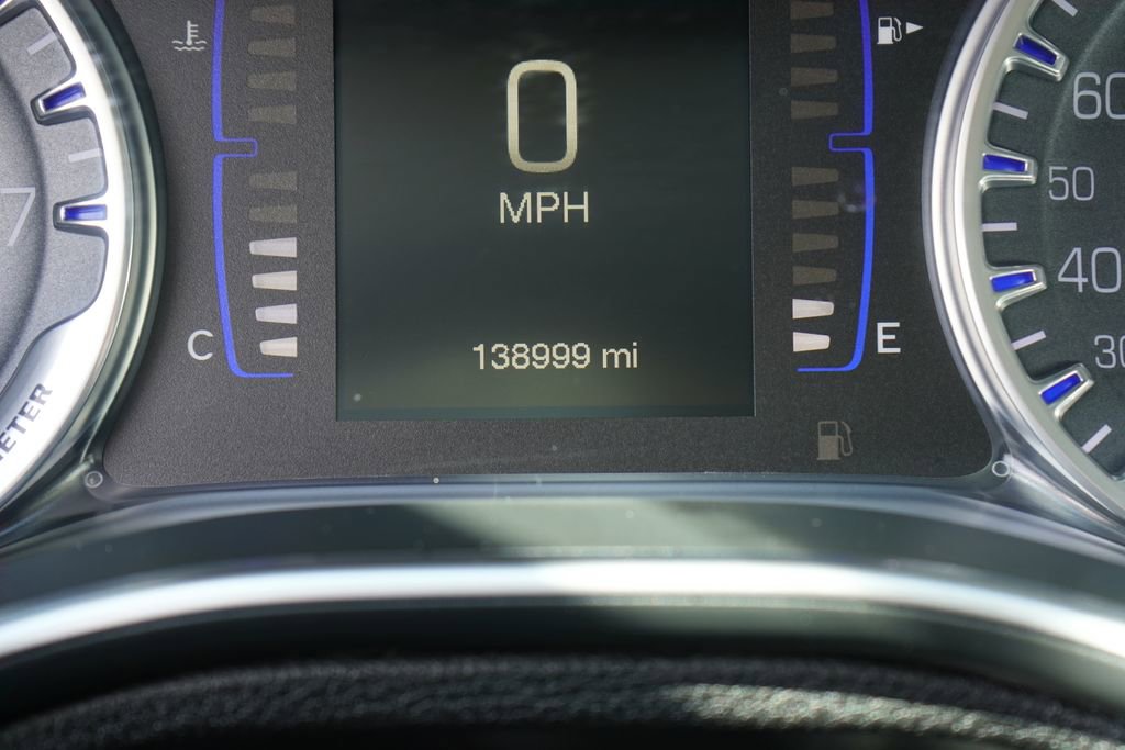 Used 2016 Chrysler 200 Limited FWD image 19