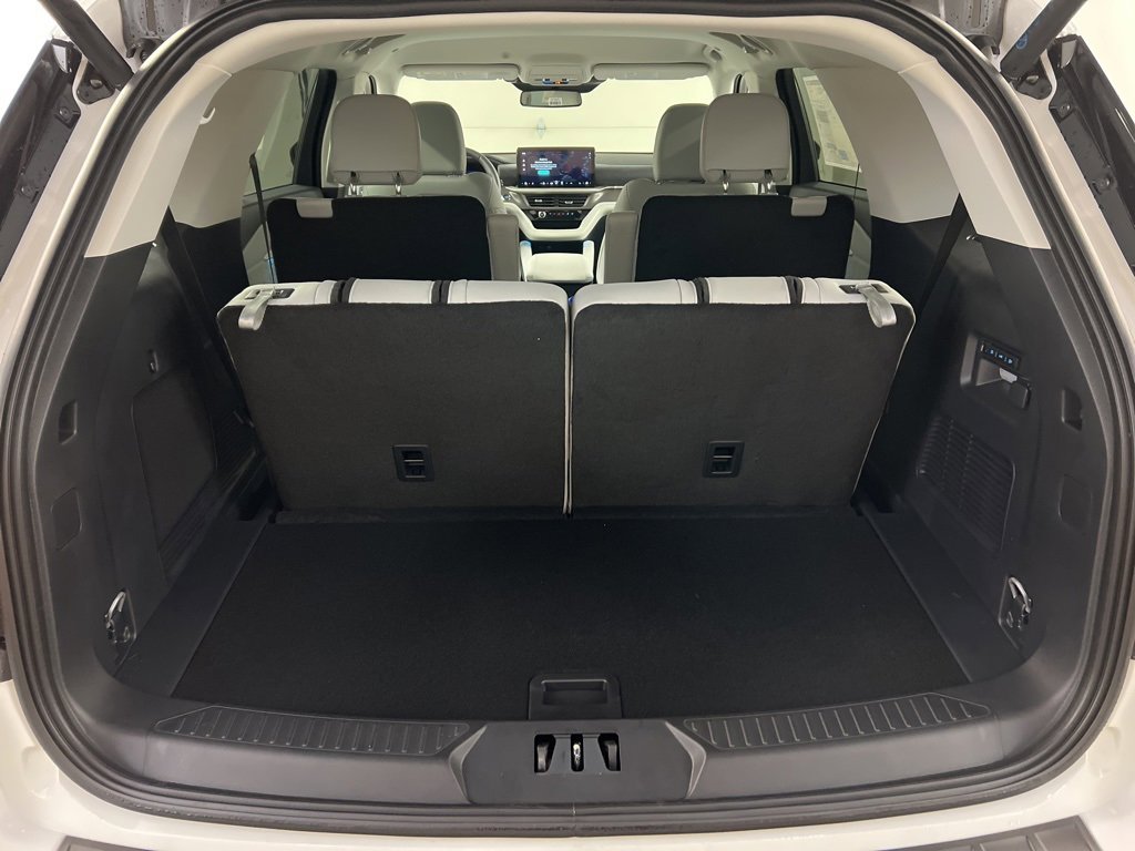 New 2026 Ford Explorer Platinum w/ LUX Leather Package image 37