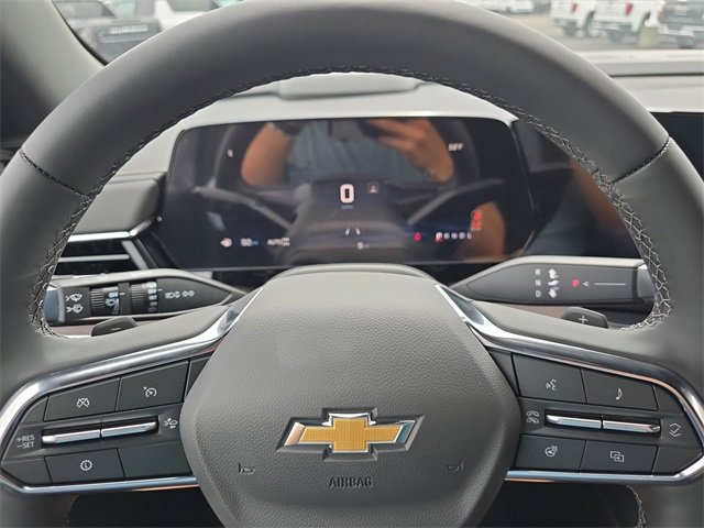 New 2025 Chevrolet Suburban Premier image 11