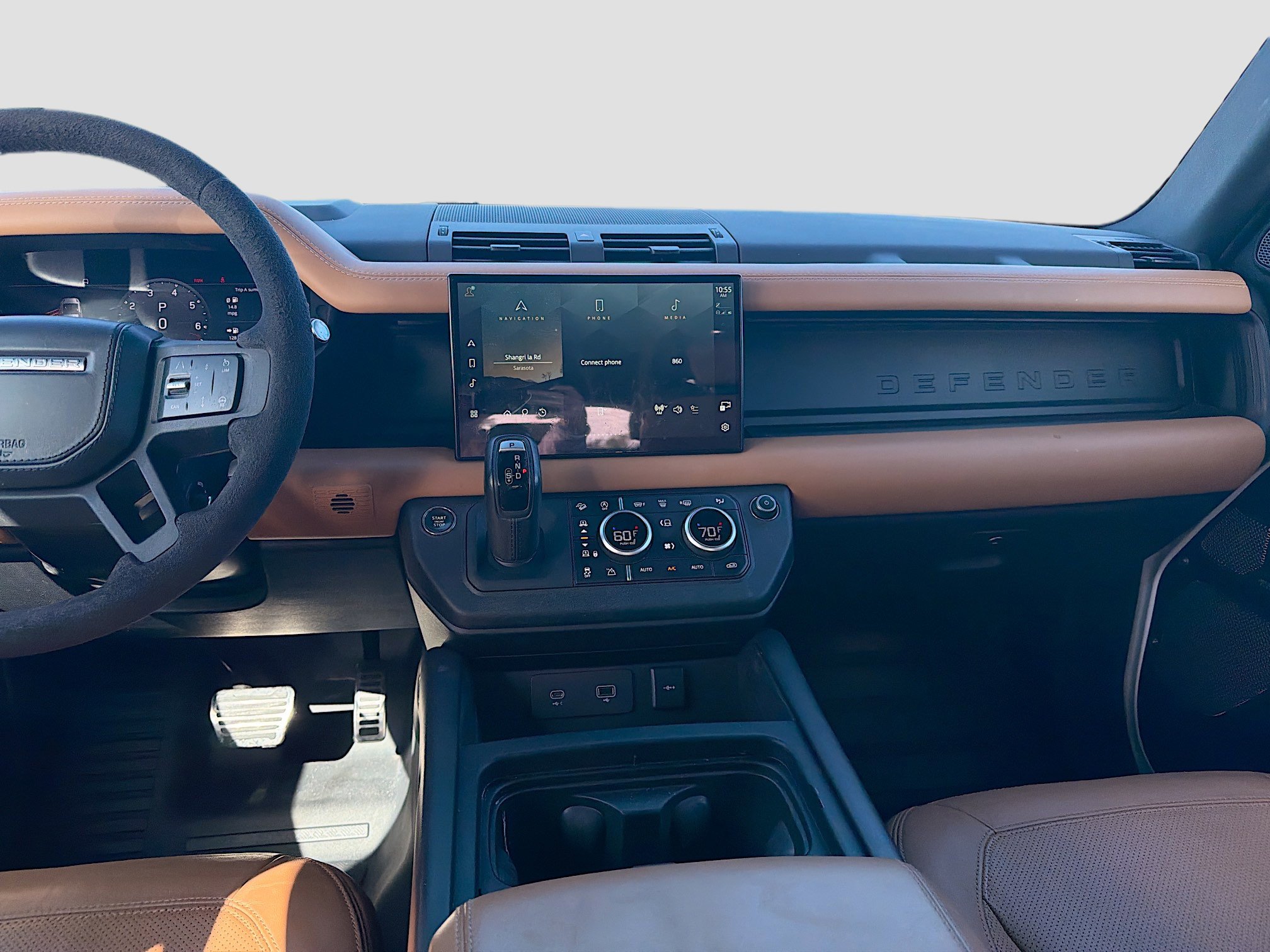 Used 2023 Land Rover Defender 110 V8 AWD/4WD image 18