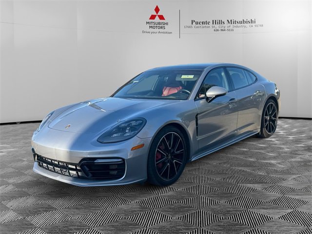 Used 2019 Porsche Panamera GTS image 1