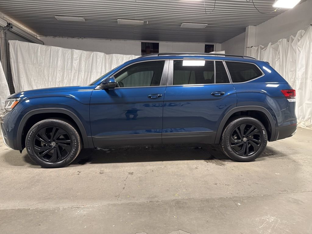 Used 2023 Volkswagen Atlas SE image 4