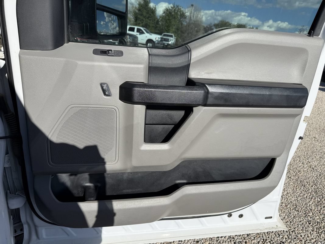 Used 2018 Ford F250 XL w/ Power Equipment Group AWD/4WD image 13
