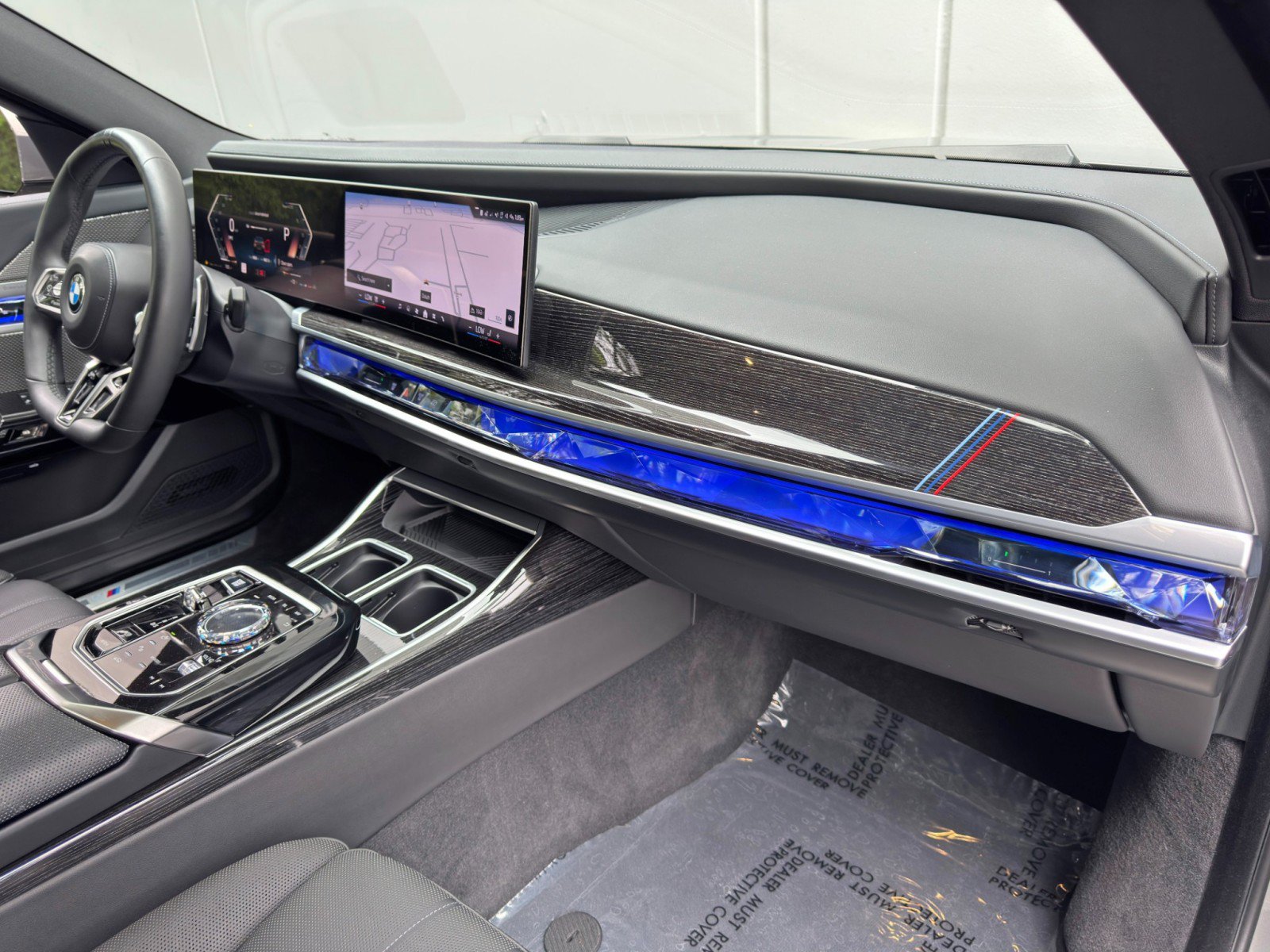Used 2023 BMW 740i RWD image 16