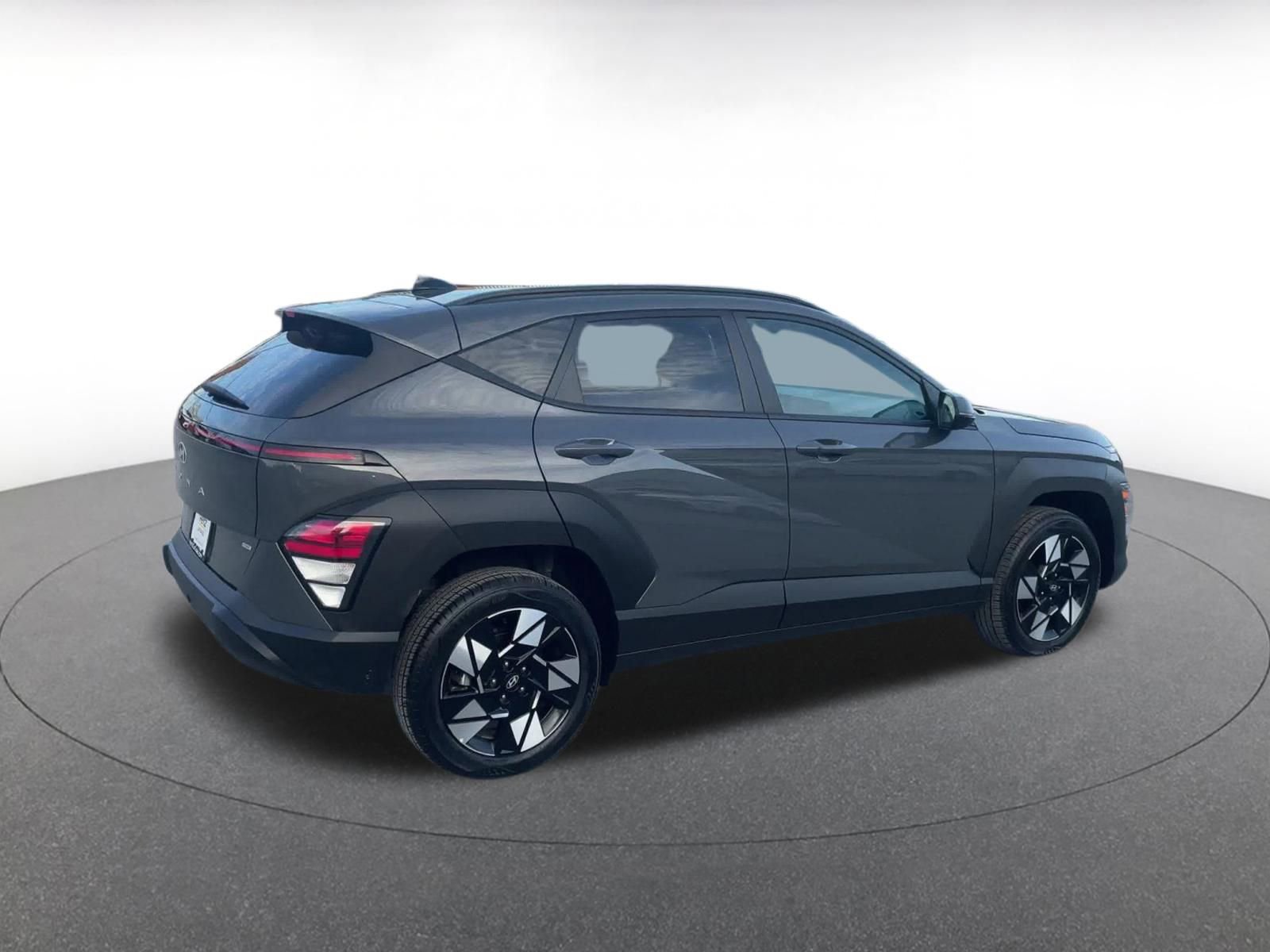 Used 2025 Hyundai Kona SEL image 16